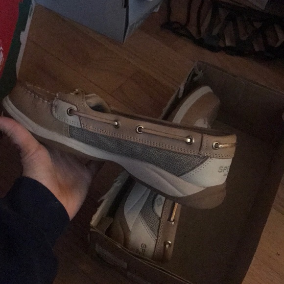 Sperrys - Picture 3 of 4
